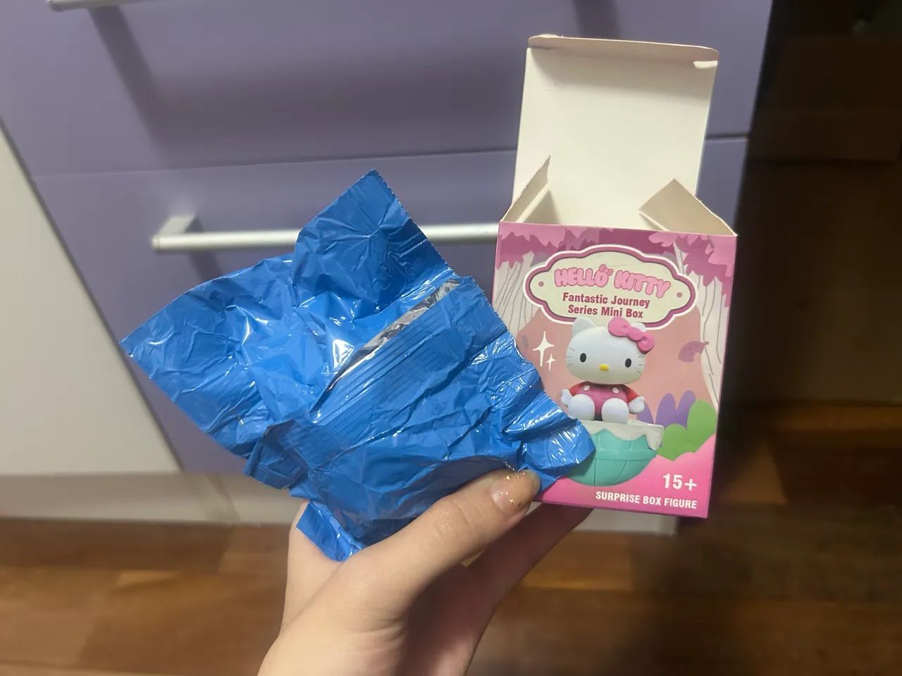 Caixinha surpresa Hello Kitty - Blindbox Lacrada - Foto 4