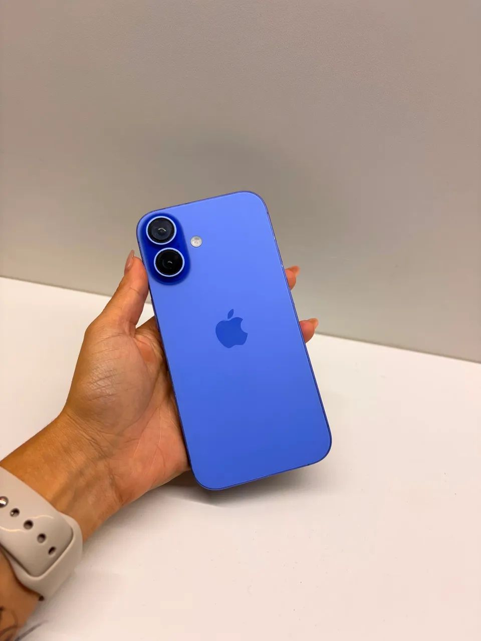 iPhone 16 256 gb