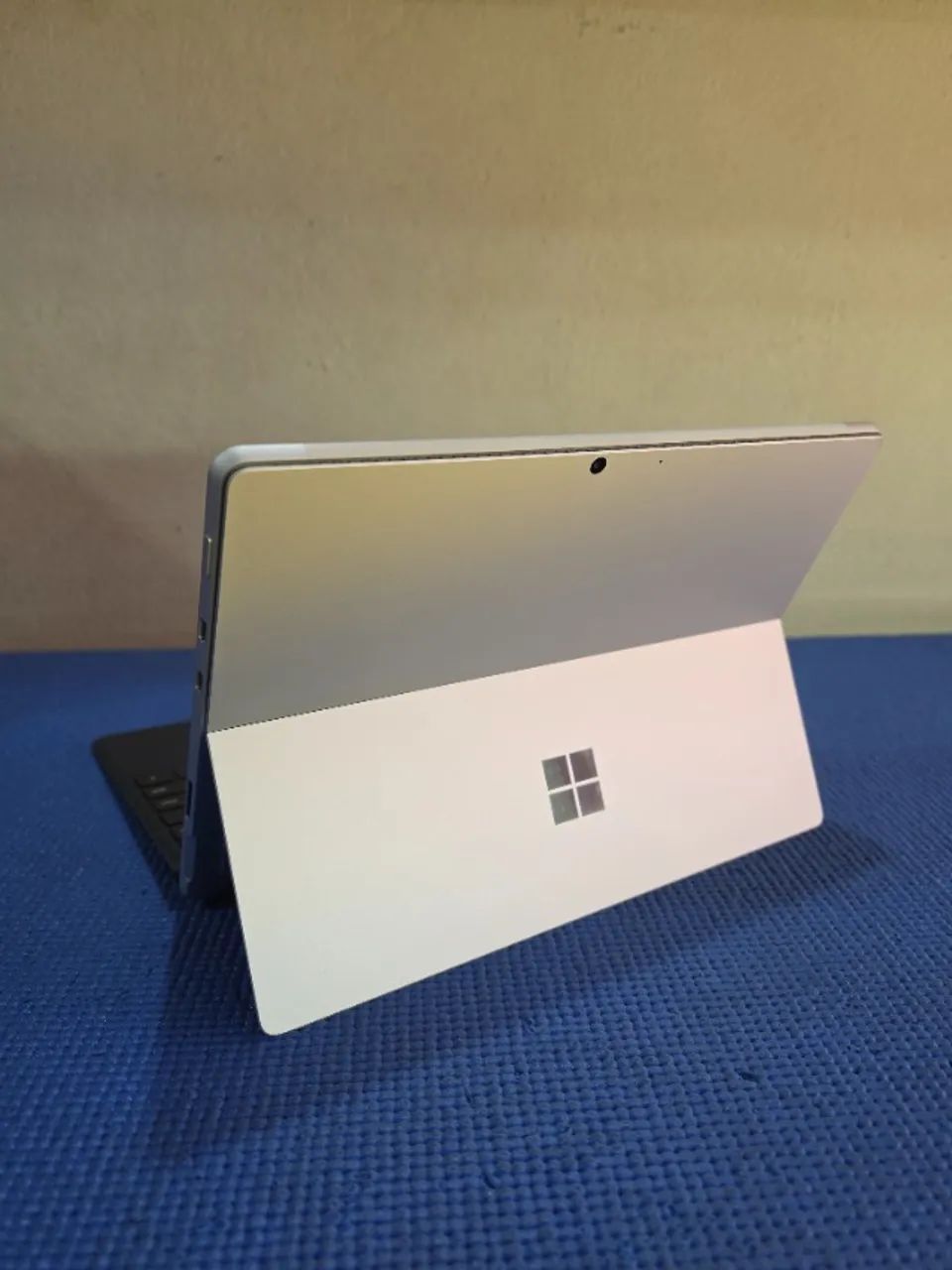 Microsoft Surface Pro 8, Core i5, 8GB RAM, SSD 256GB, Wi-Fi 6E, 13