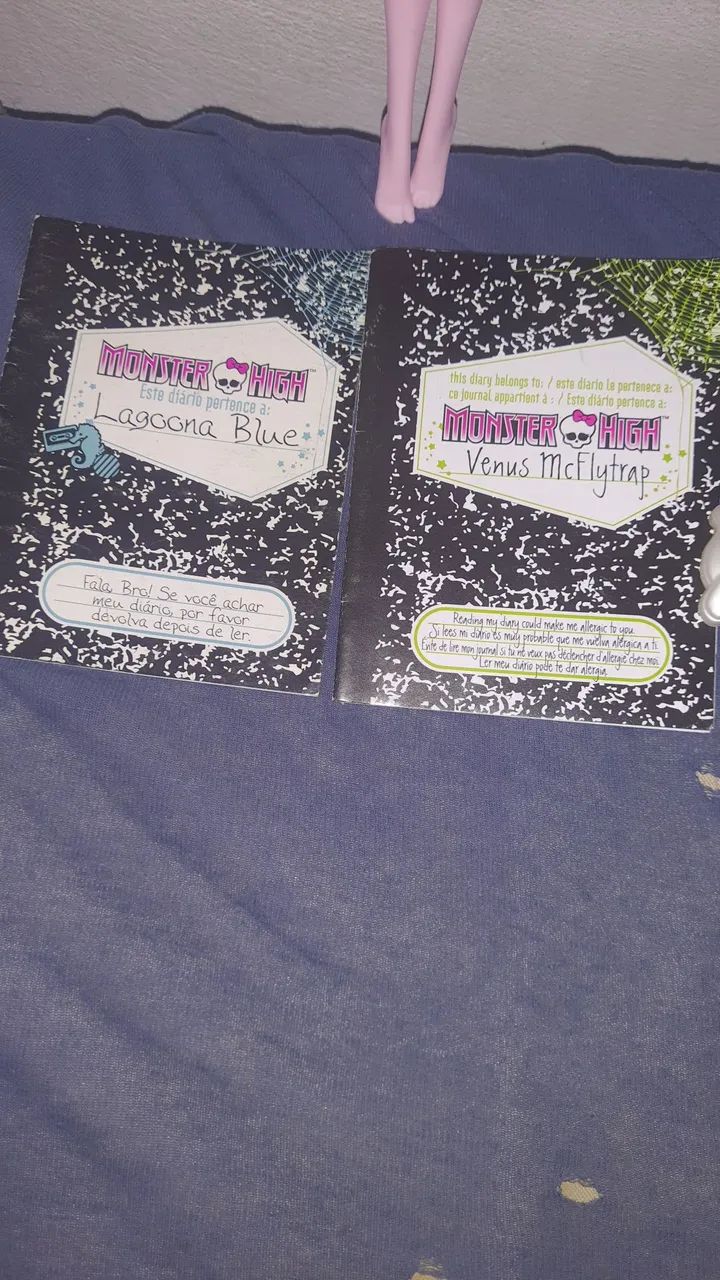 Boneca Monster High lote Draculaura Intercâmbio + acessórios e diários de básicas - Foto 4