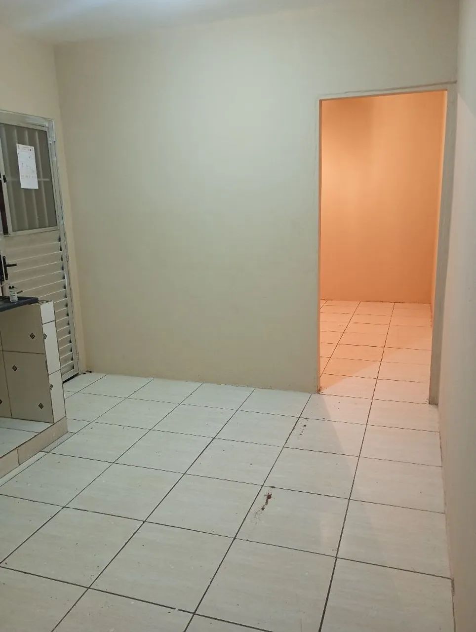 Alugo casa 