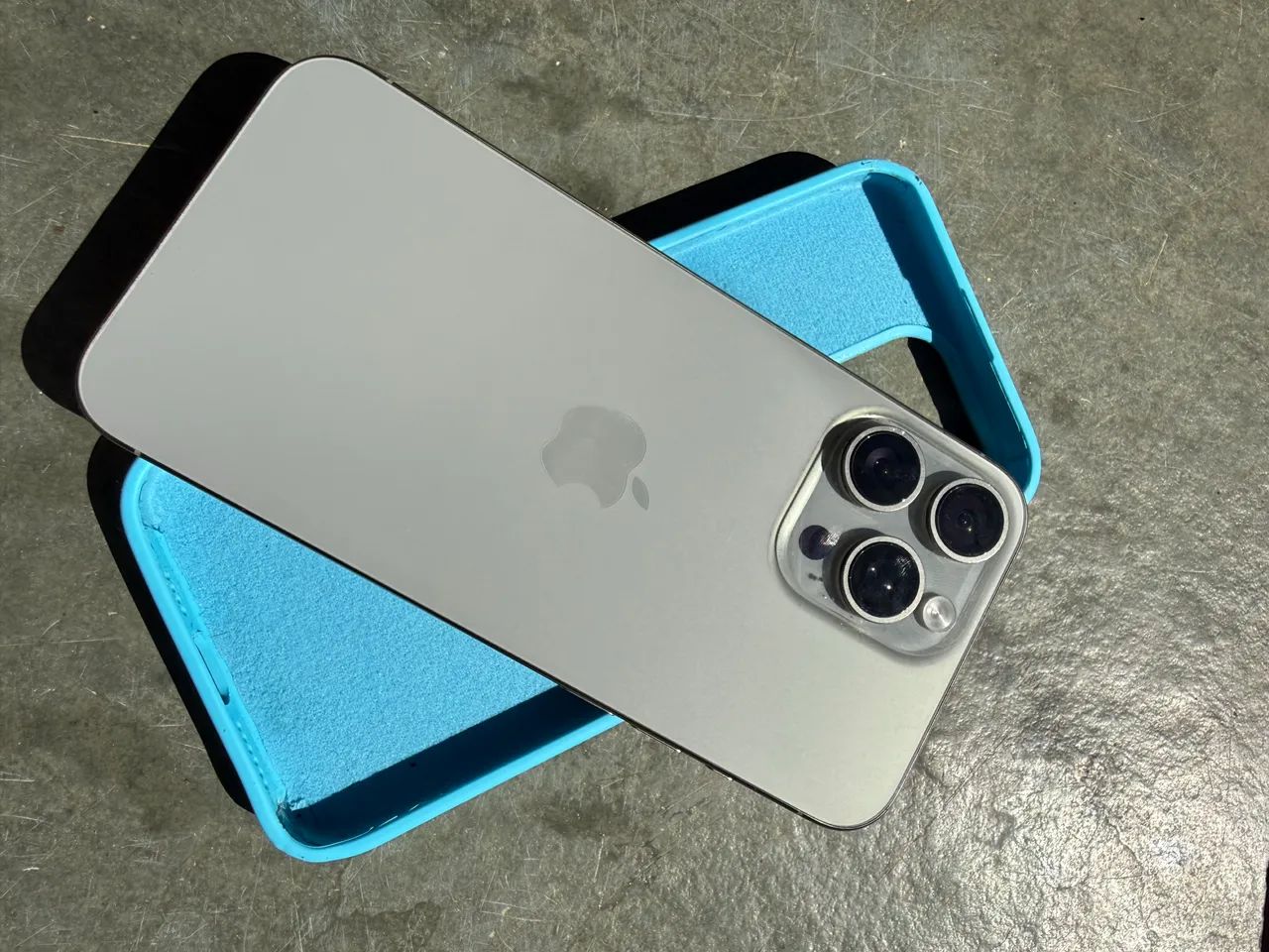 iPhone 15 Pro Max 512GB Impecável 