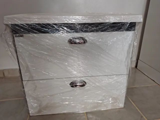 Gabinete p/ Banheiro 60cm largura 50 altura com Cuba porta com pistão 1 gaveta.