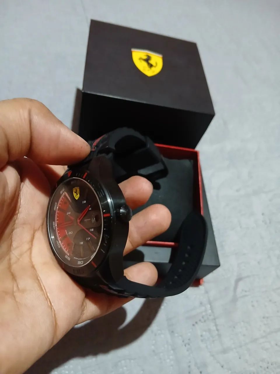 Relógio Ferrari scuderia - Foto 2