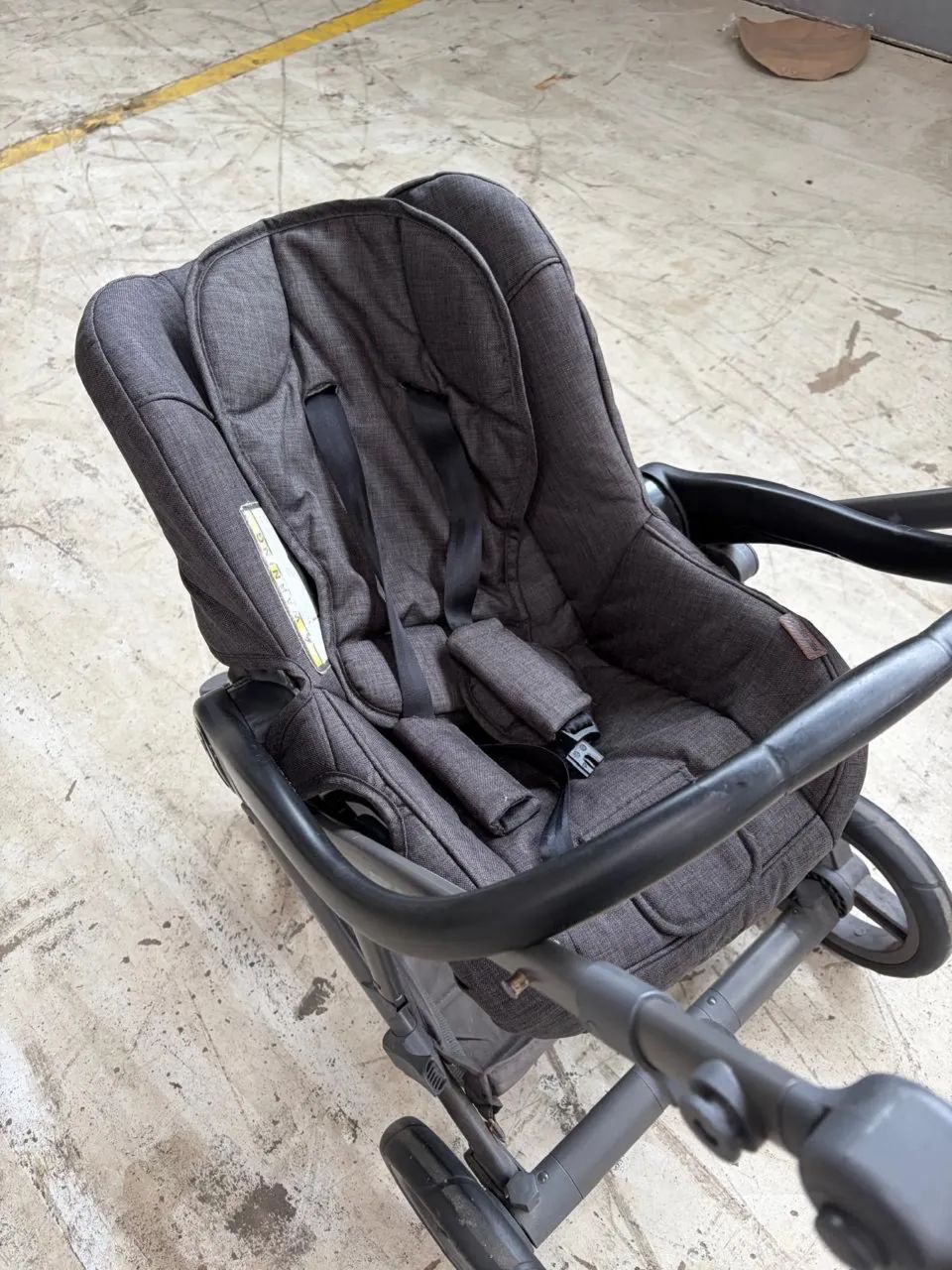Carrinho COMO 4 com bebê conforto e moisés - ABC Design - Foto 3