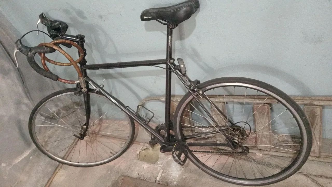Bicicleta Speed Marca BERNARD - Foto 3