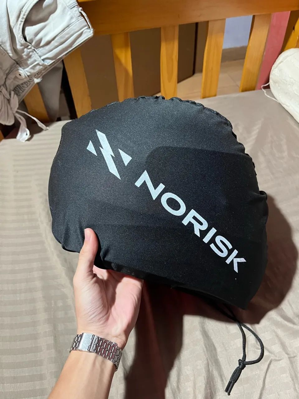 Capacete Norisk Razor
