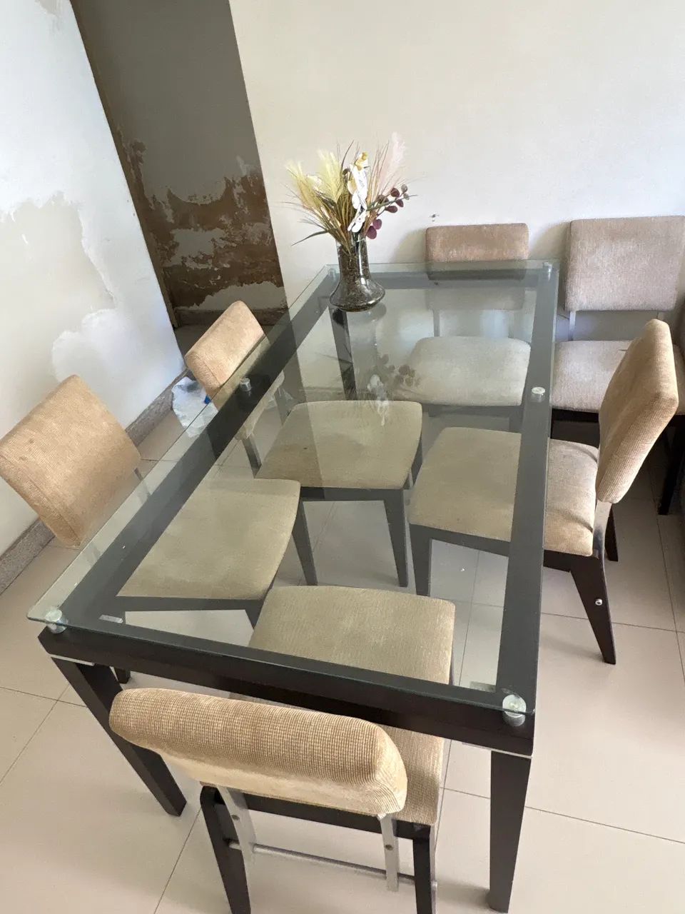 Mesa 6 cadeiras tampo de vidro 