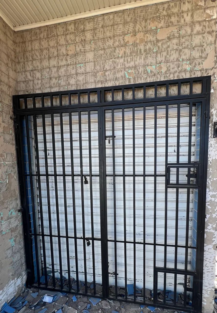 Portão de ferro 