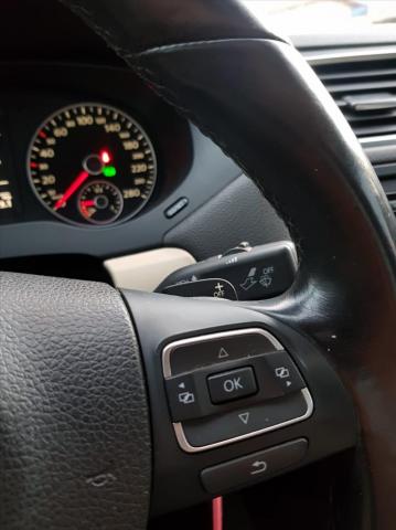 Volkswagen Jetta 2.0 Tsi Highline 200cv - Foto 10