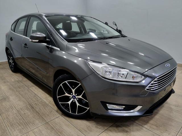Focus titanium hatch 2016 c/44.000km automático. léo careta veículos - Foto 13