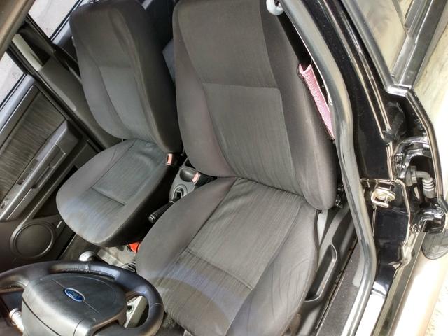 Ecosport XLT 1.6 C/GNV troco e financio - Foto 6