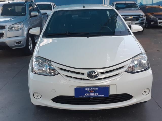 TOYOTA ETIOS 1.3 X 16V FLEX 4P MANUAL 2014 - Foto 2