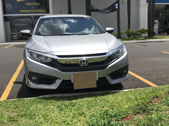 Vendo Honda Civic EXL G10 2017/17 Prata - muito novo / conservado - Foto 3