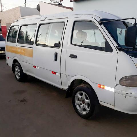 Van - Gran Besta 2000 Completa