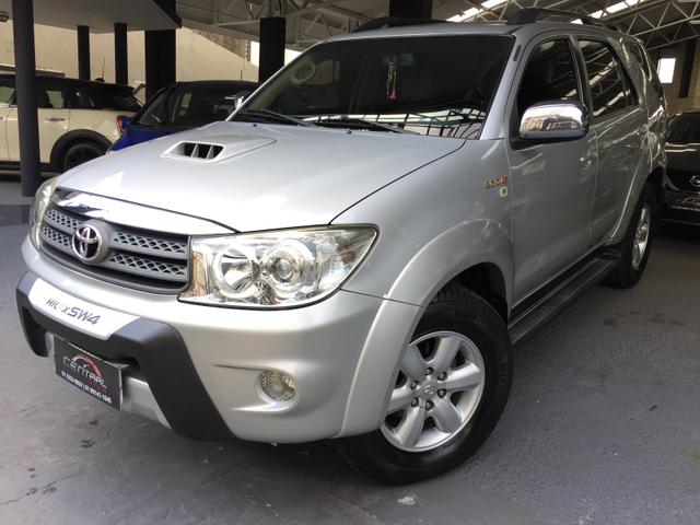 SW4 SRV 3.0 AT Turbo Diesel 4x4 7 lug 2010/2011 - Foto 2