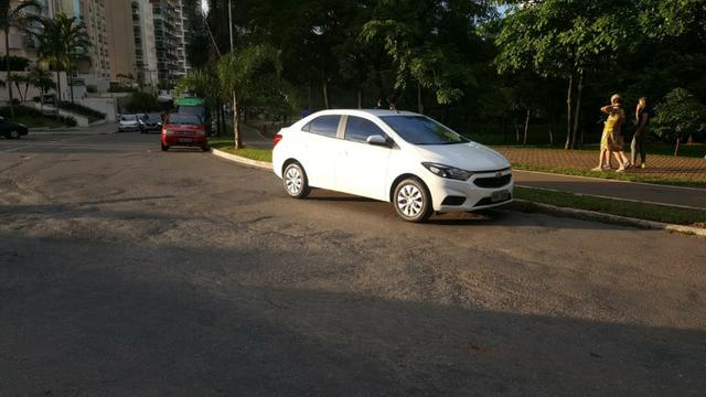 Prisma 1.4 LT Flex-2017/2018-Carro muito novo, de mulher - Foto 7