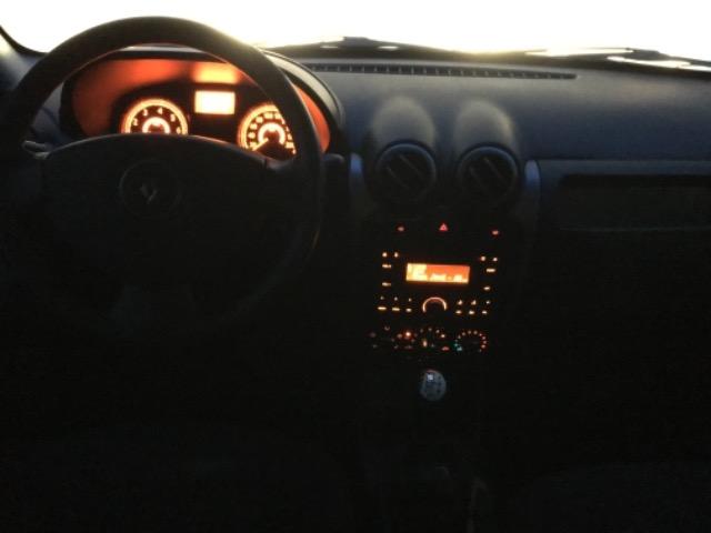 Sandero Expression HI-Flex 1.0, 16v, 2012/2012 - Foto 9