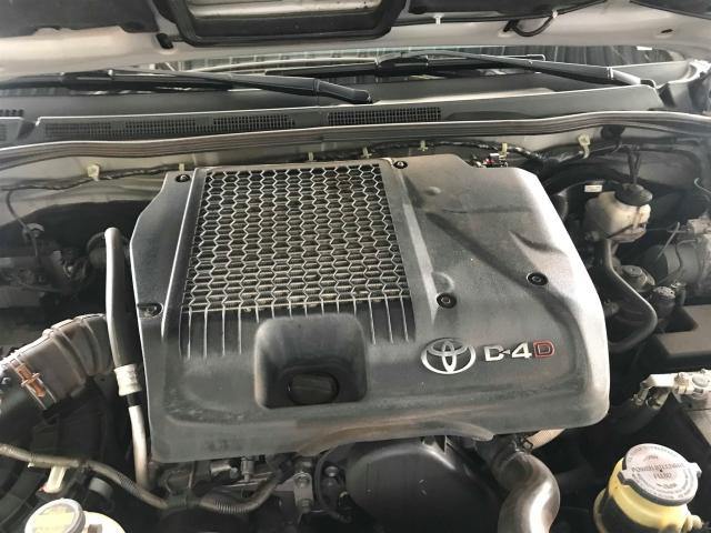 TOYOTA HILUX SW4 2013/2013 3.0 SRV 4X4 7 LUGARES 16V TURBO INTERCOOLER DIESEL 4P AUTOMÁTI - Foto 6
