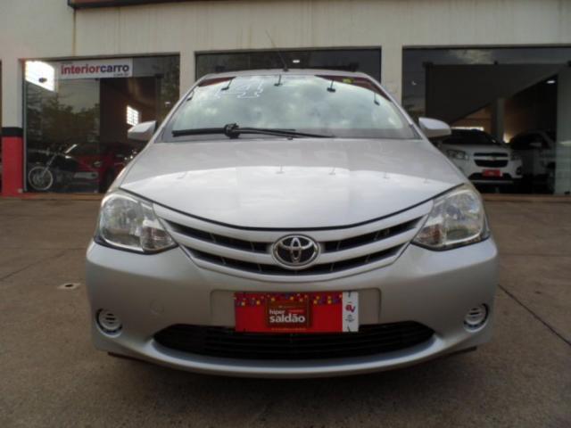 Toyota etios sedan 2014 1.5 x sedan 16v flex 4p manual - Foto 2