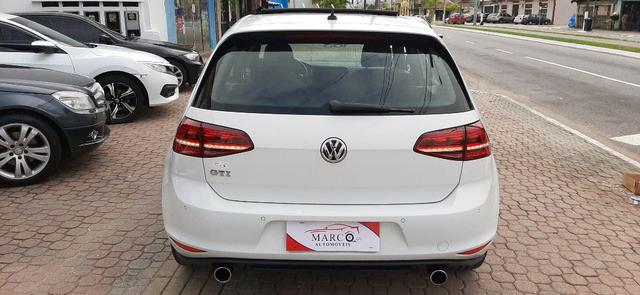 Golf GTi com teto solar e baixa KM confira - Foto 4