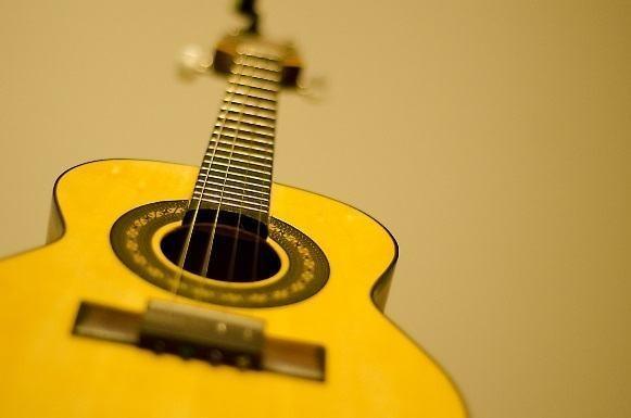 Curso de Cavaquinho Individual ou Grupo