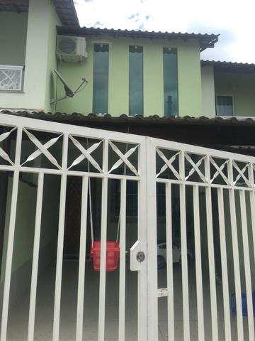 COD 60 - Casa Duplex 2 qts sendo 1 suíte - Cerâmica - Nova Iguaçu