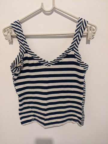 Blusas, camisas e camisetas feminina - Foto 2