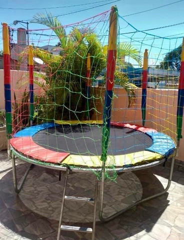 Pula pula e piscina de bolinhas venda