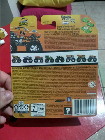 Monster Trucks Dodge charger Hot wheels - Foto 4