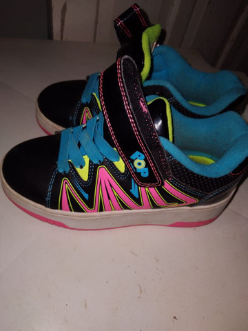 Tenis rodinha