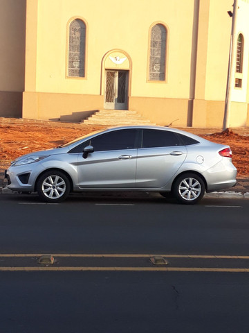 New Fiesta SE 2013