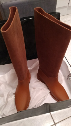 Par Botas Melissa Flocked Original na caixa (nunca usada) - Foto 2