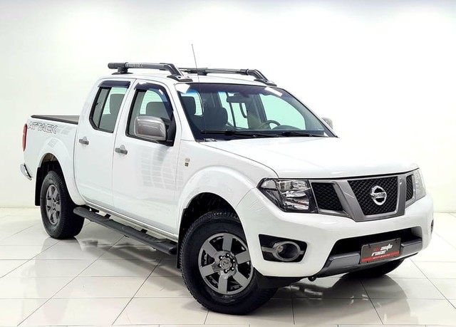 NISSAN FRONTIER SVATK 4X4