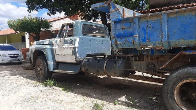 FORD/750 1977 REDUZIDO 