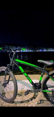Bike aro 29 nova tem nem um mês de uso !!!