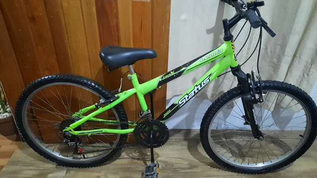 COLOQUEI A FRENTE DA MINHA BIKE ARO 24 NA ARO 16 OLHA NO QUE DEU