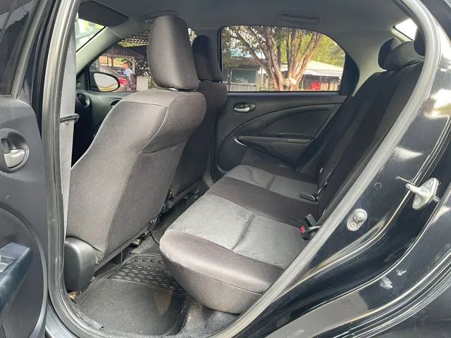 ETIOS SEDAN 1.5 2020 - Foto 2