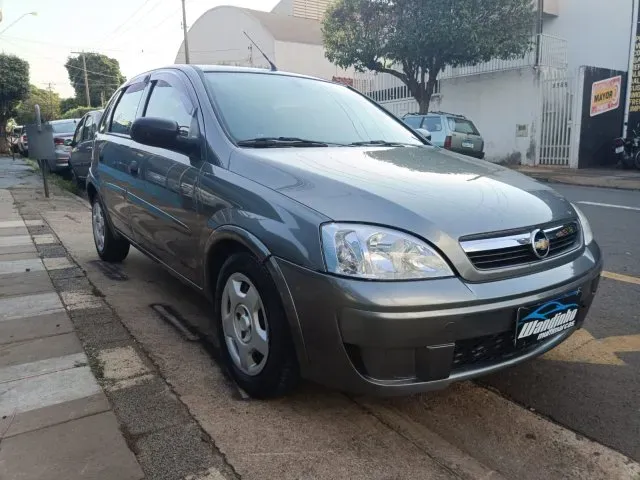 Comprar Hatch Chevrolet Corsa Hatch 1.4 4P Maxx Flex Verde 2011 em São José  dos Campos-SP