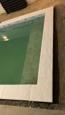 Borda Reta Medieval Antiderrapante e Atérmica 50x25 Branca - Foto 2