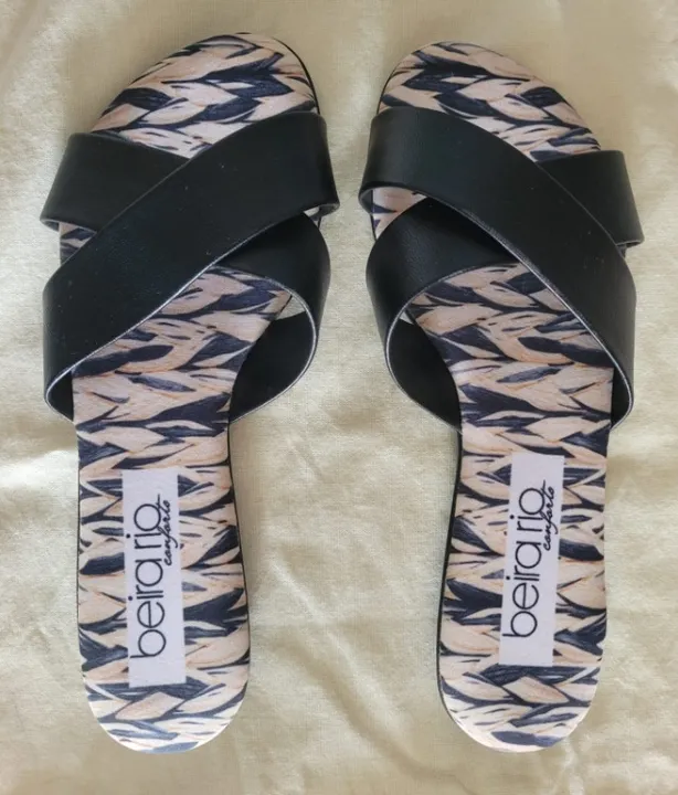 Rasteira (Chinelo) Tiras Cruzadas-Conforto -Preta-Beira Rio-n.35