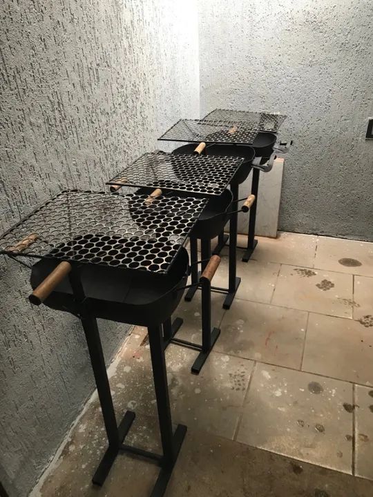  Vendo churrasqueira novas - Foto 2