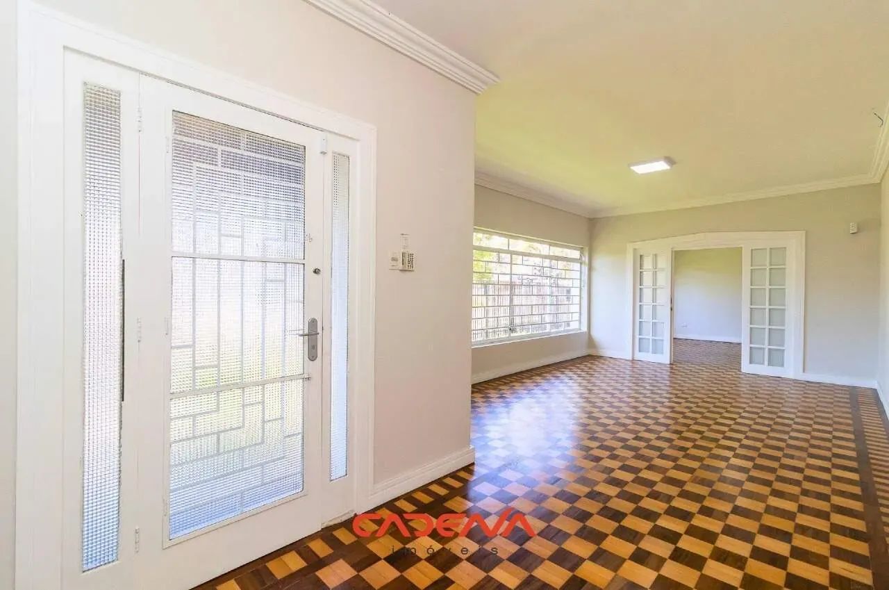 Casa comercial com 7 salas e 3 vagas para aluguel no Alto da Glória - Foto 3