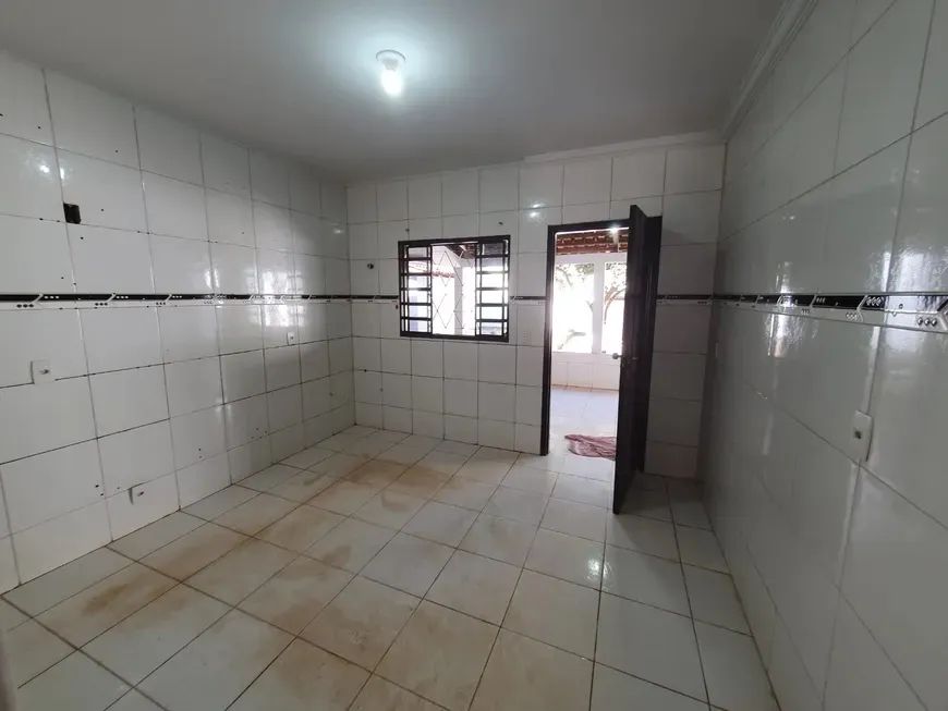 CASA A VENDA NO RECANTO DAS EMAS. - Foto 2