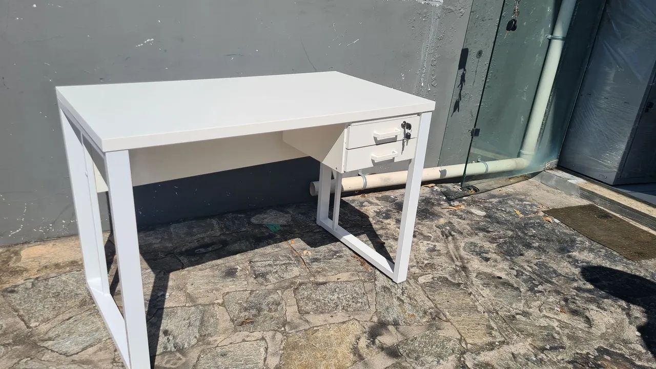 Mesa para escritório com 02 gavetas  - Foto 2