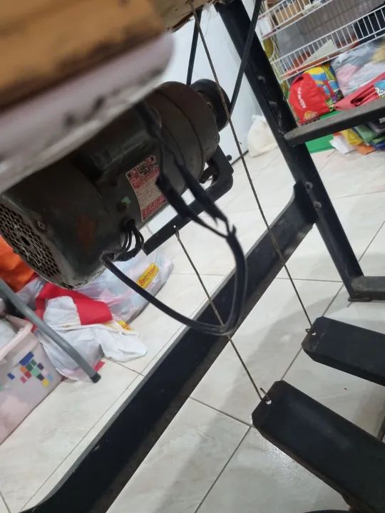 Máquina de Costura Overlock semi Industrial - Foto 3