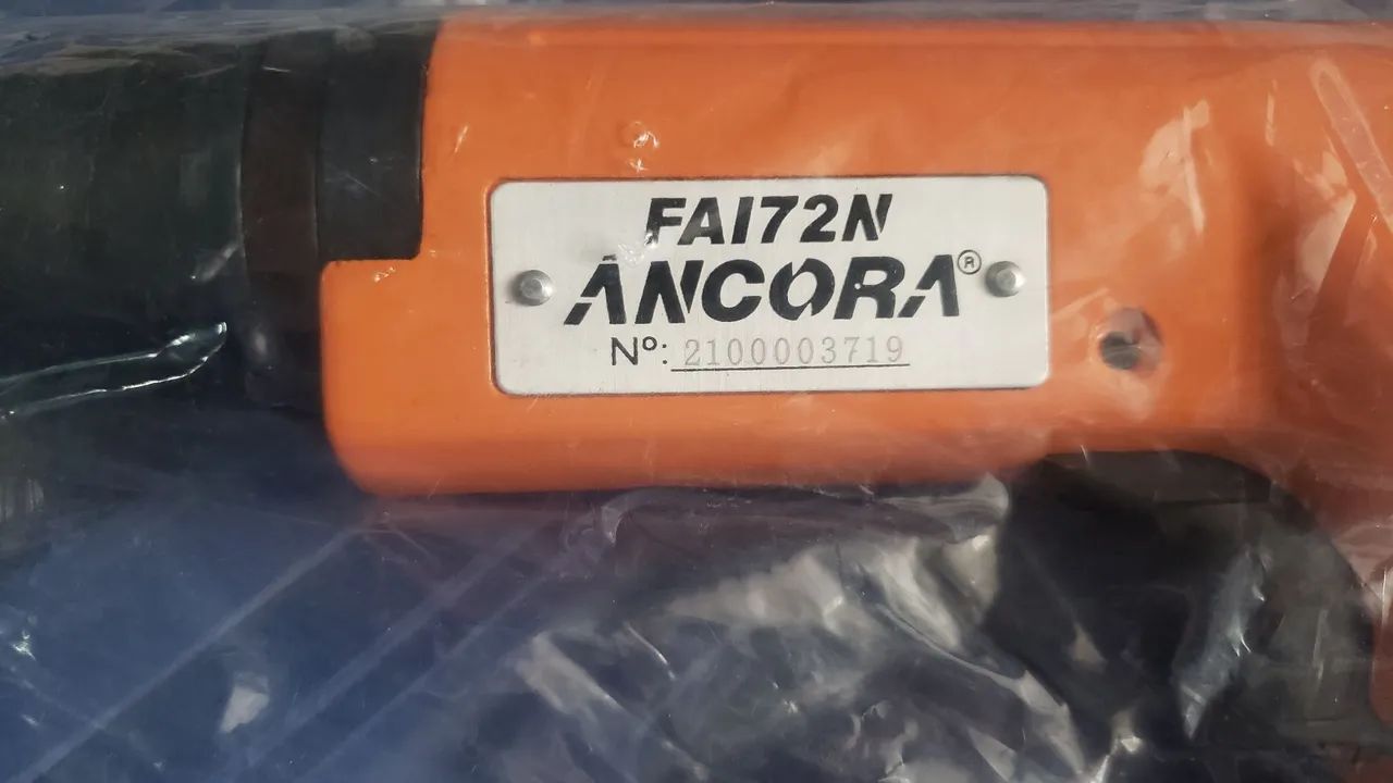 Pistola para fixação a pólvora com maleta - FAI-72N - Foto 3