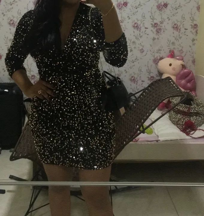 Vestido preto com brilho - Foto 2