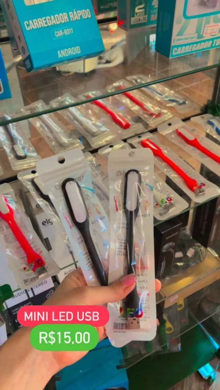 Luz auxiliar via USB, ideal pra digitação a noite,  ou outros afazeres