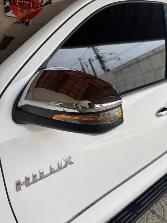 Hilux nova 2018 automática 4x4 Diesel impecável  - Foto 10